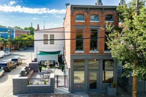 Downtown Kentucky Home Perfect for Groups